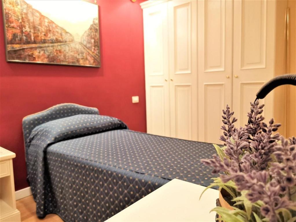 Flann O'Brien Rooms Рим Экстерьер фото