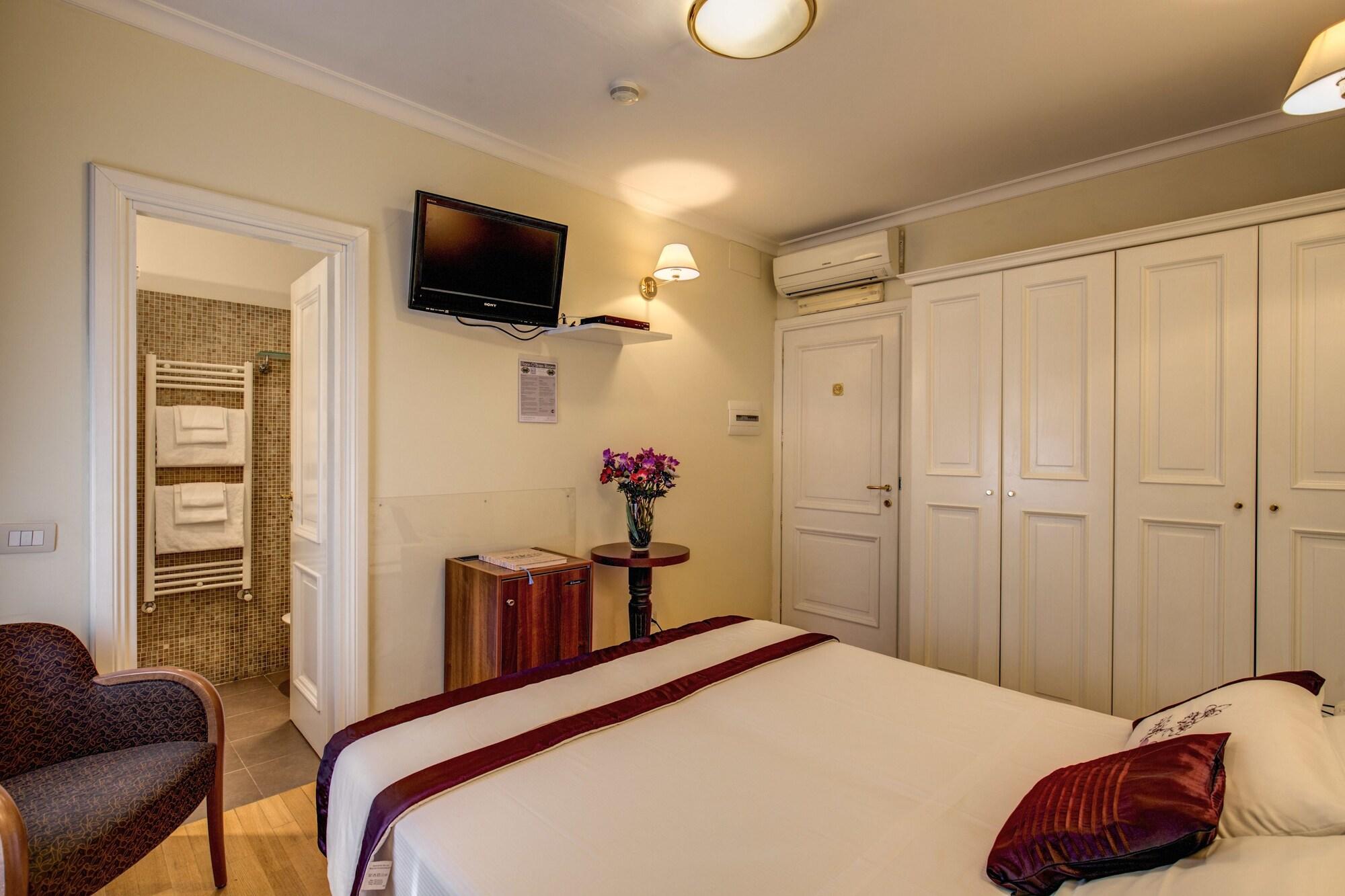 Flann O'Brien Rooms Рим Экстерьер фото