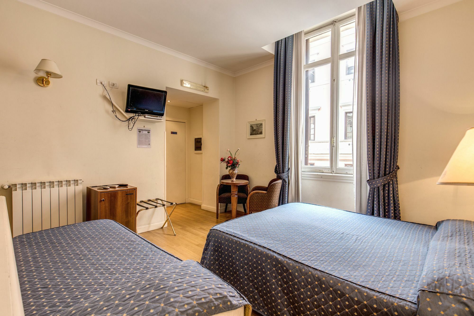 Flann O'Brien Rooms Рим Экстерьер фото